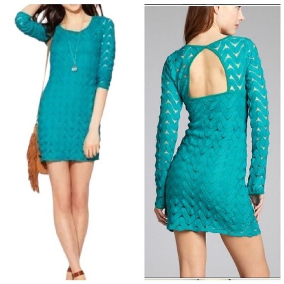 NWT FREE PEOPLE Wild Thing Crochet Mini Dress in Emerald Green Size: Small - Picture 4 of 11
